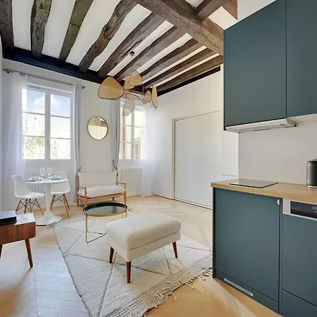 Modern Getaway For Two - Marais Place Vosges Casa vacanze