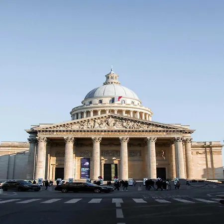 Modern Getaway For Two - Marais Place Vosges